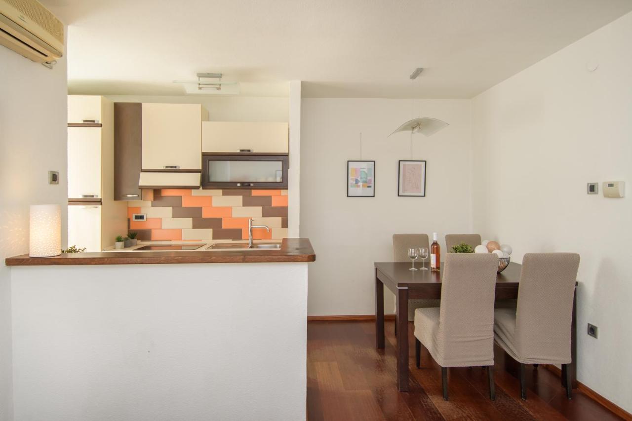 Apartment Stefi ポレッチ エクステリア 写真