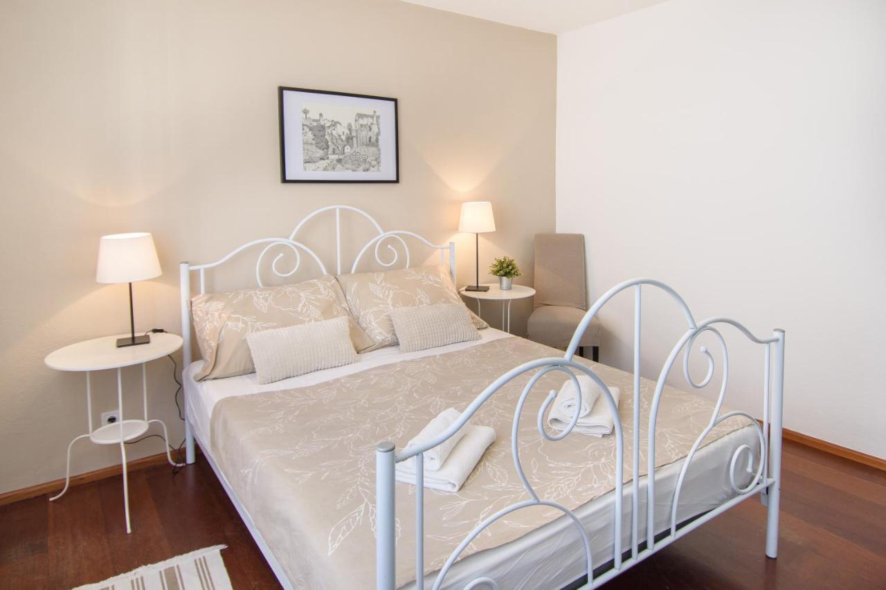 Apartment Stefi ポレッチ エクステリア 写真